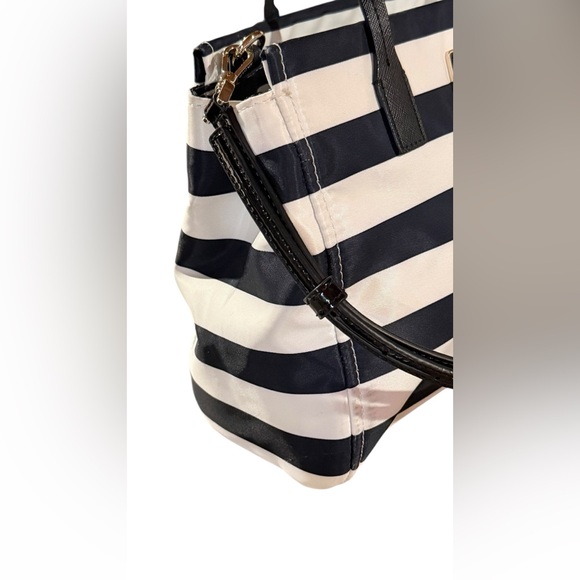 Kate Spade Bi Color Nylon Blake Avenue Taden Tote - Picture 5 of 9